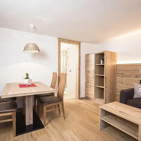 Hochmuthhof Apartment