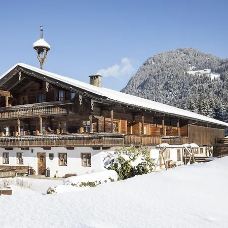 Hochmuthhof 里斯奥尔巴赫塔